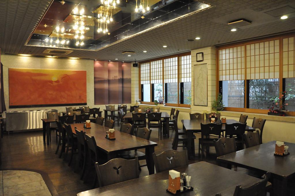 Hotel Himeji Plaza Exterior photo